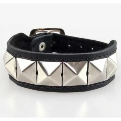 Pyramid Bracelet 1
